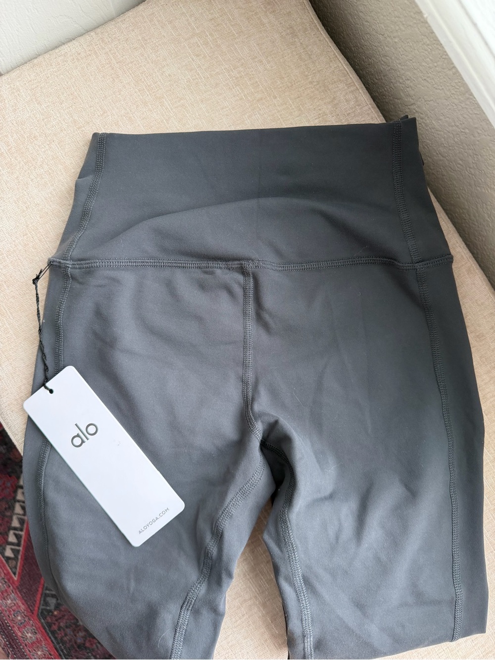 BNWT ALO Yoga Women’s High Waist Moto Leggings in Charcoal Grey Size S - Picture 6 of 7